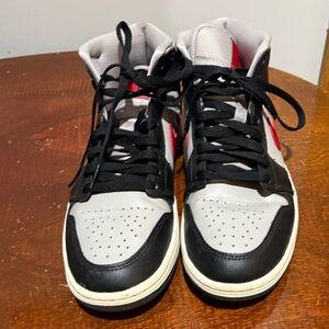 Jordan 1 mid shoes, size 7 women's - *SMALL STAIN*